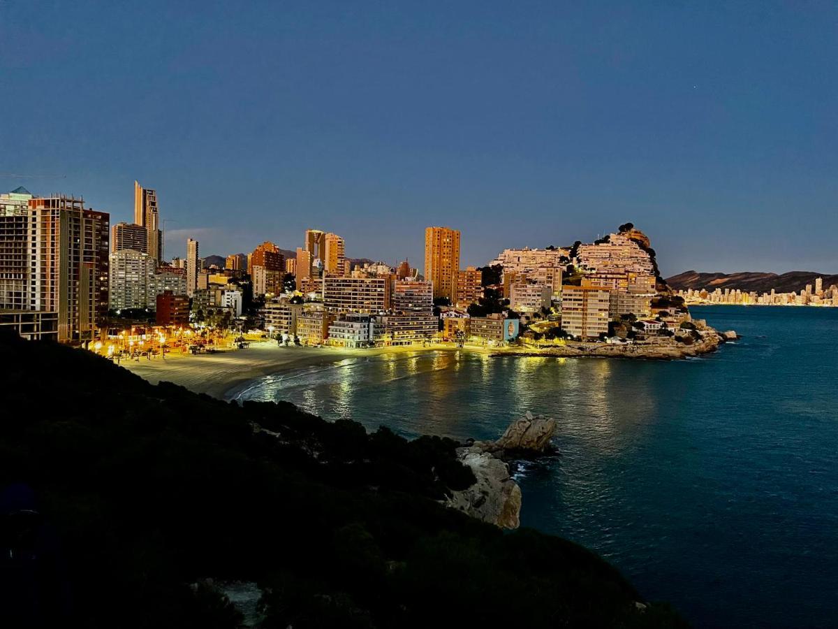 Traveler'S Beach Apartment With Sea View, Free Coffee & Parking Benidorm Bagian luar foto