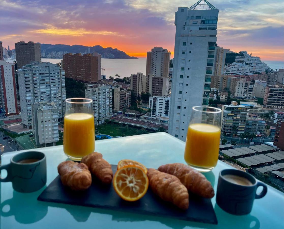 Traveler'S Beach Apartment With Sea View, Free Coffee & Parking Benidorm Bagian luar foto